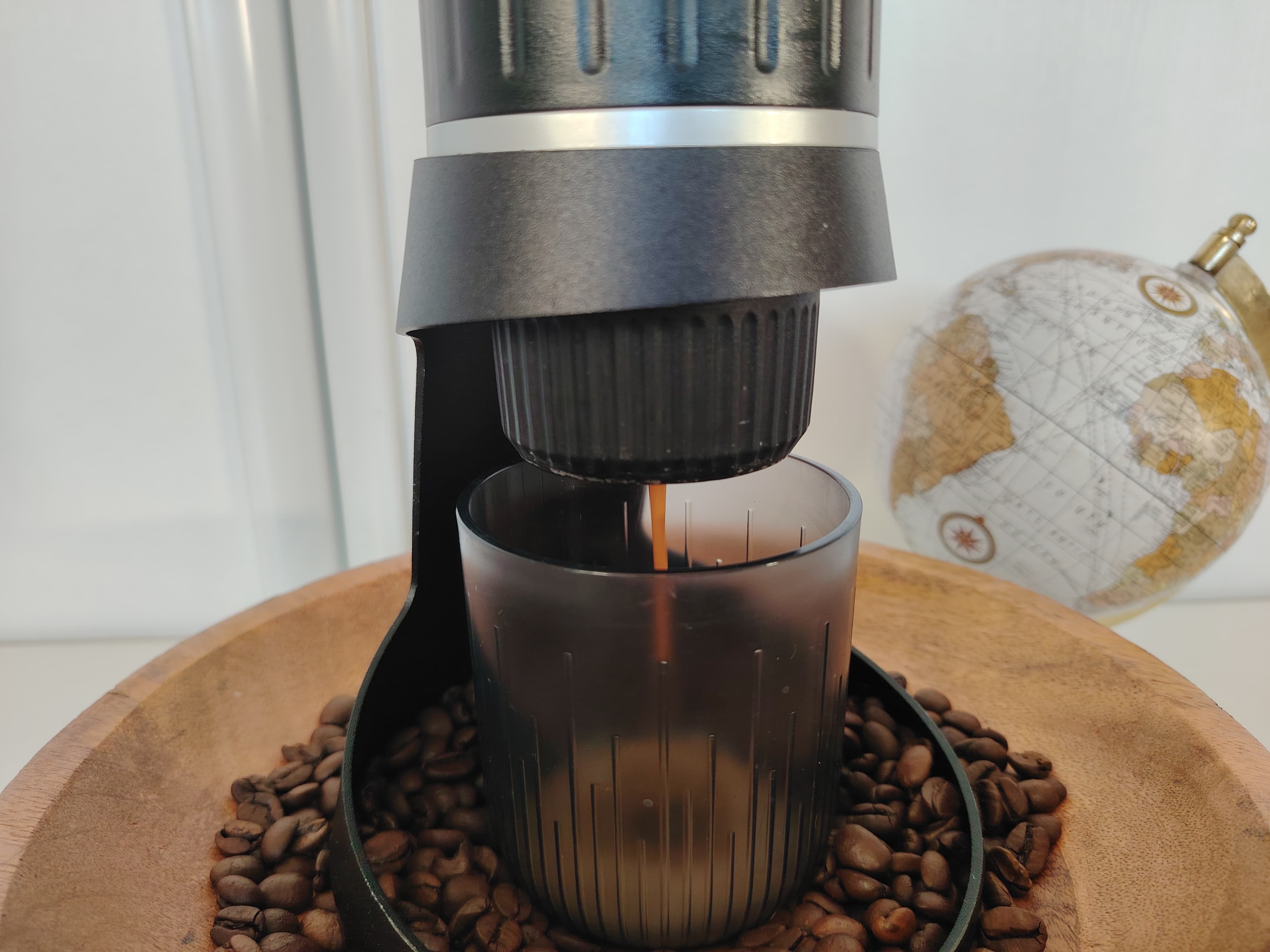 ☕ Comment Bien Utiliser une Machine à Café Électrique Portable : Guide Complet